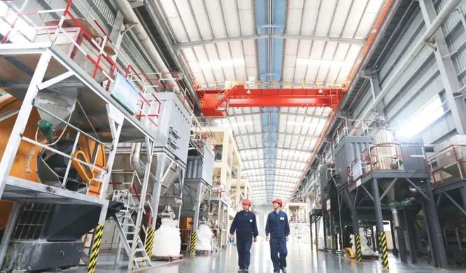 風云閩商 | 三祥新材夏鵬 從校辦工廠到全球氧化鋯領跑者，打造鋯鎂產業“小巨人”